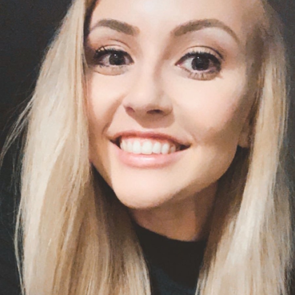 Meet your Posher, Mikayla